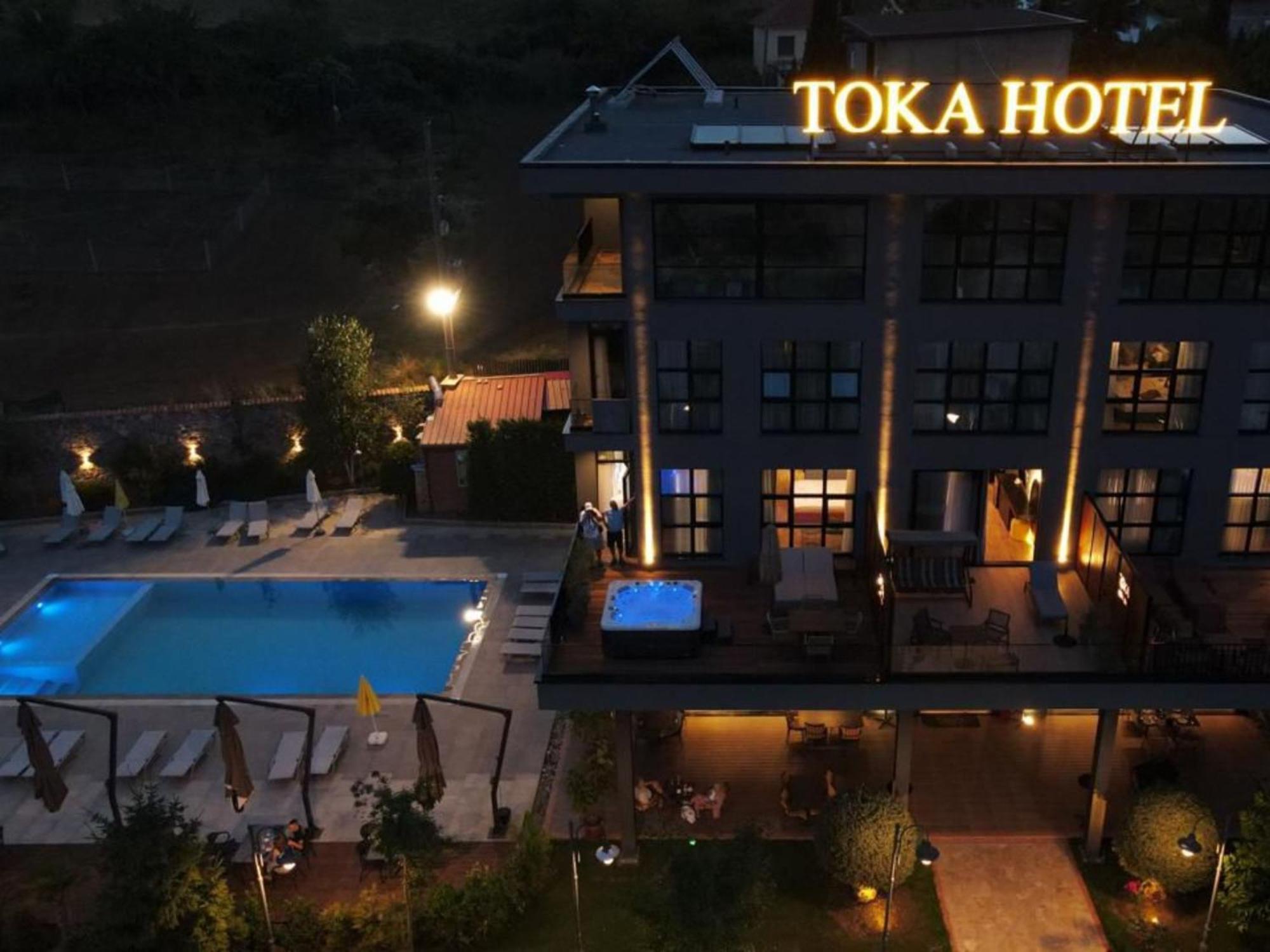 Toka Hotel Restaurant Udenisht Екстер'єр фото