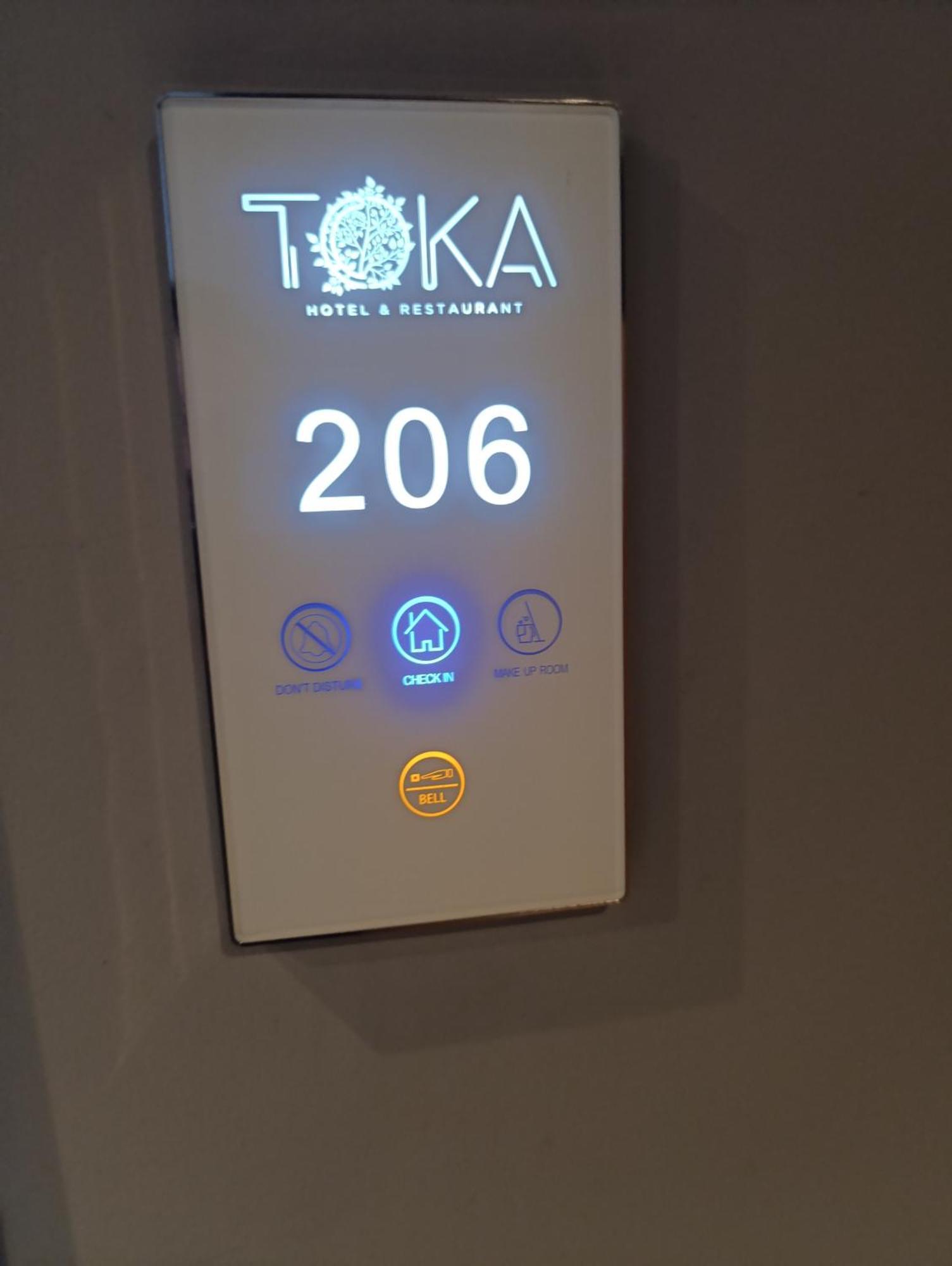 Toka Hotel Restaurant Udenisht Екстер'єр фото