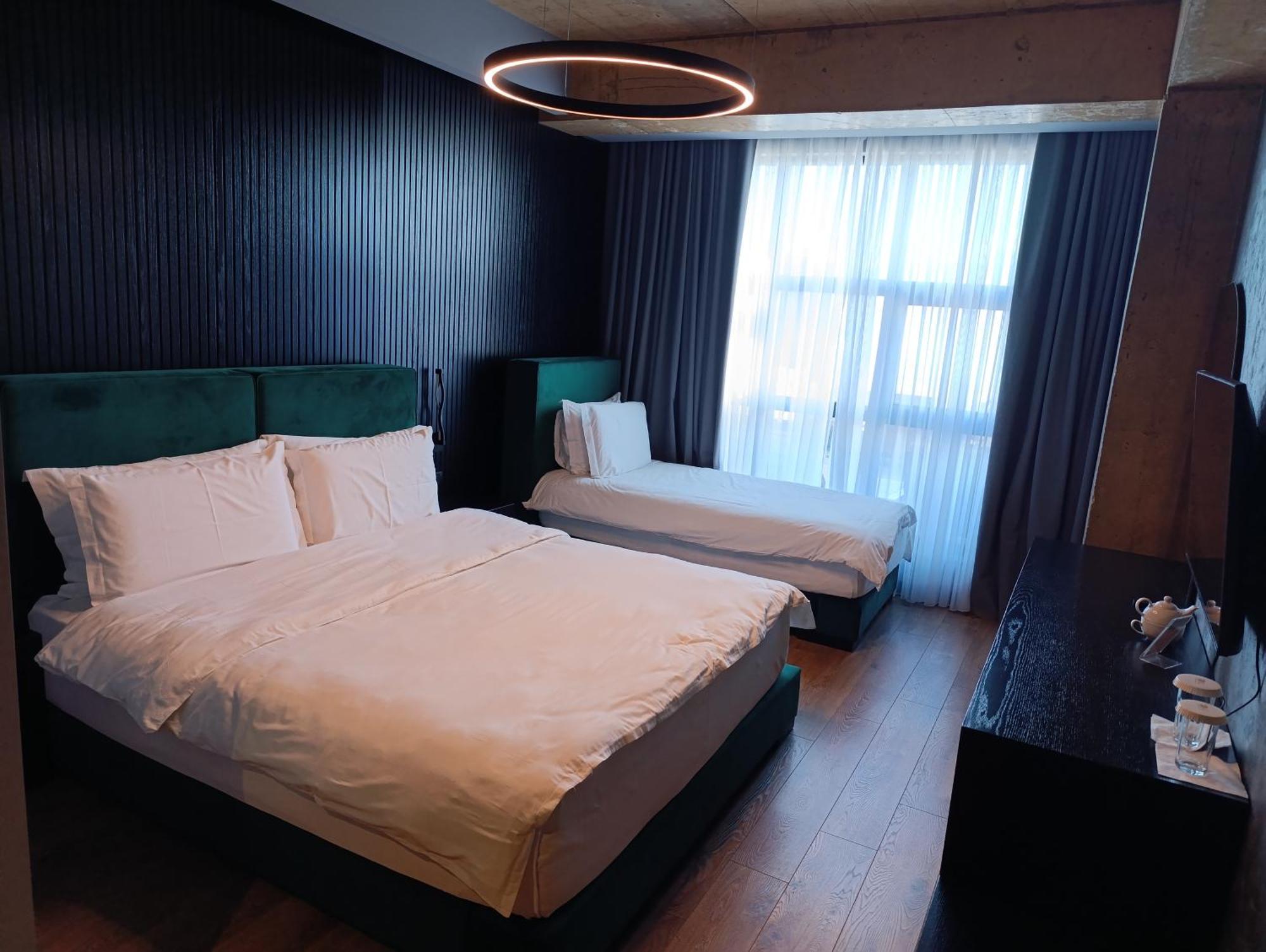 Toka Hotel Restaurant Udenisht Екстер'єр фото