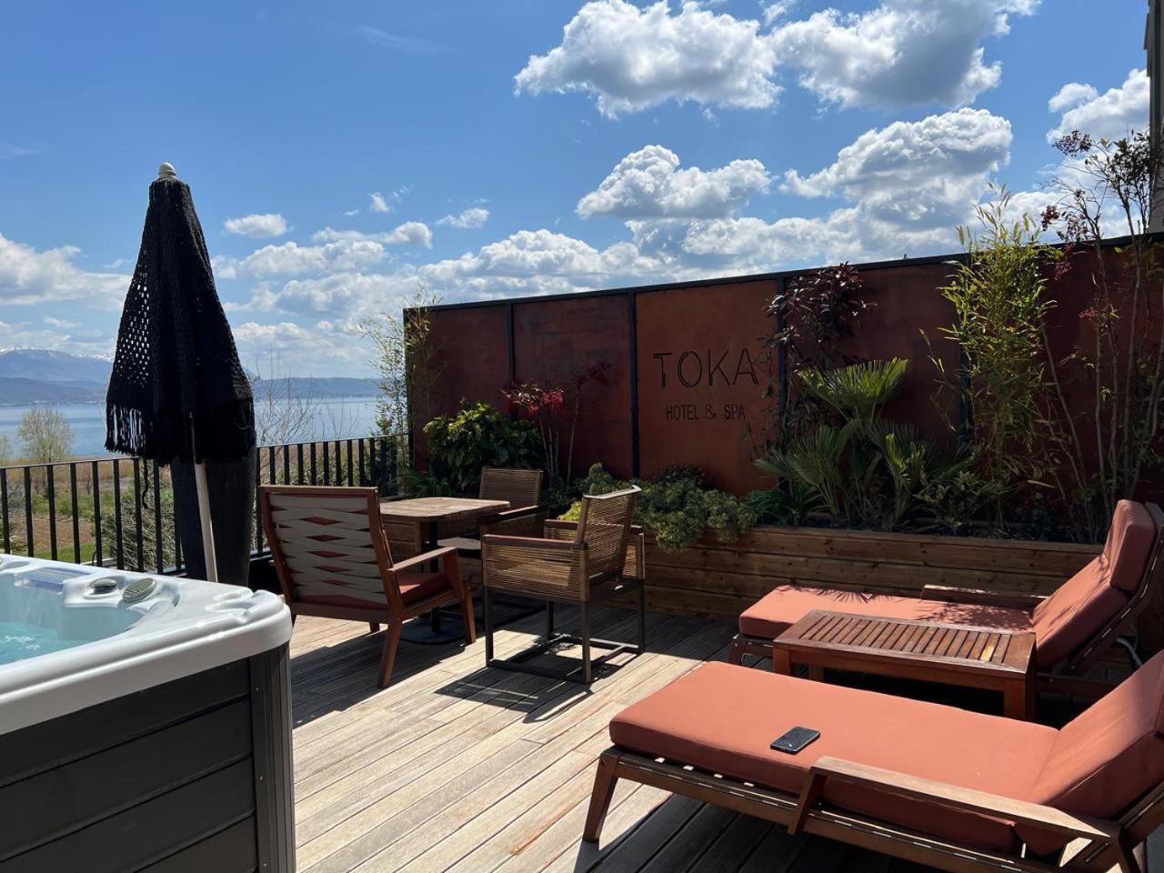 Toka Hotel Restaurant Udenisht Екстер'єр фото